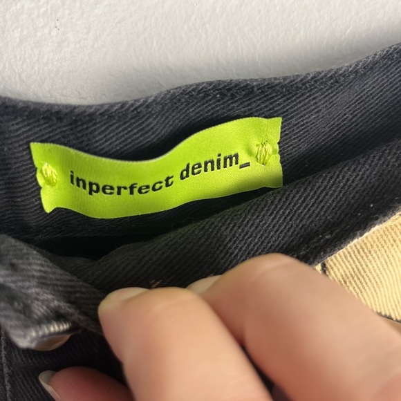 One of a kind inperfect denim button up skirt size 26 inches - Picture 3 of 3